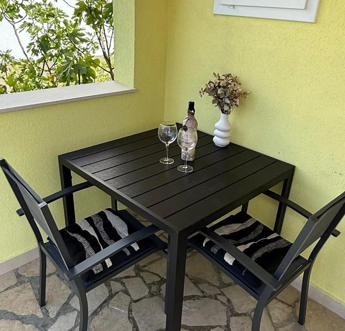 Apartments Petar - Parking And Seaview تروغير