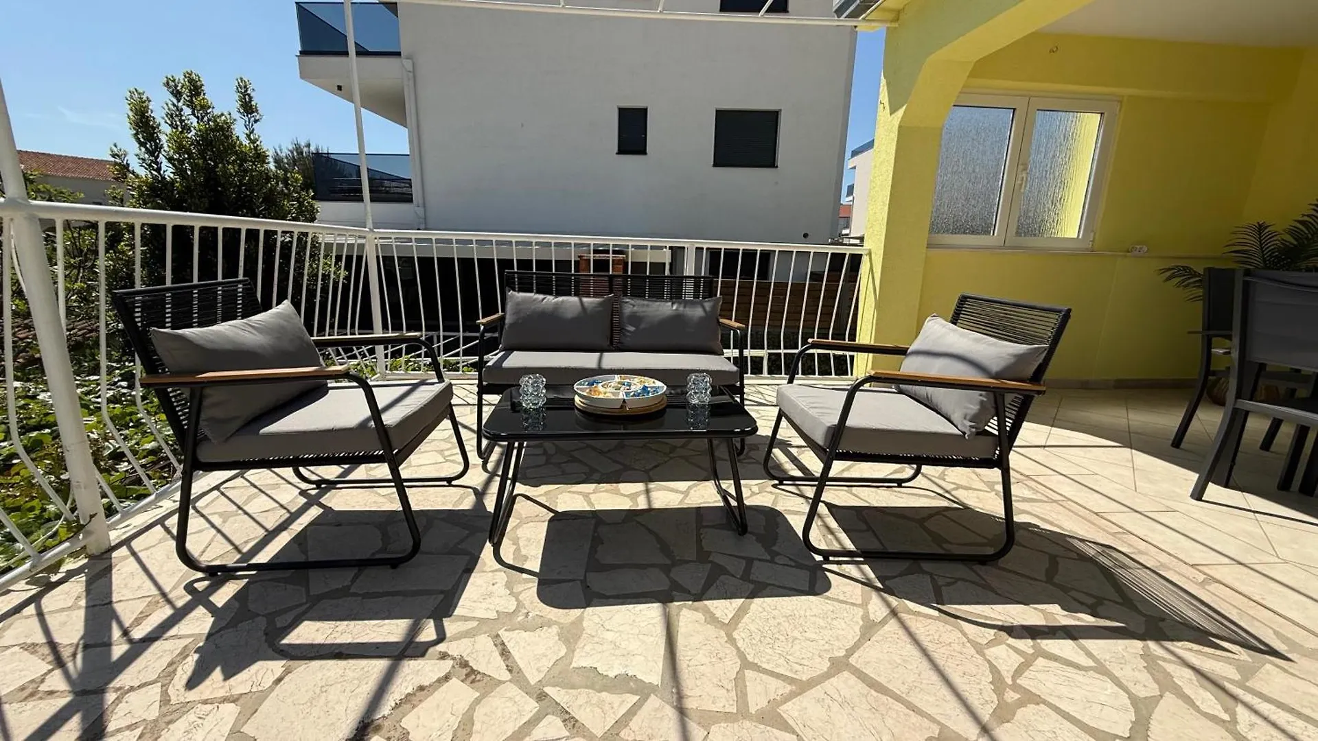 Apartments Petar - Parking And Seaview تروغير