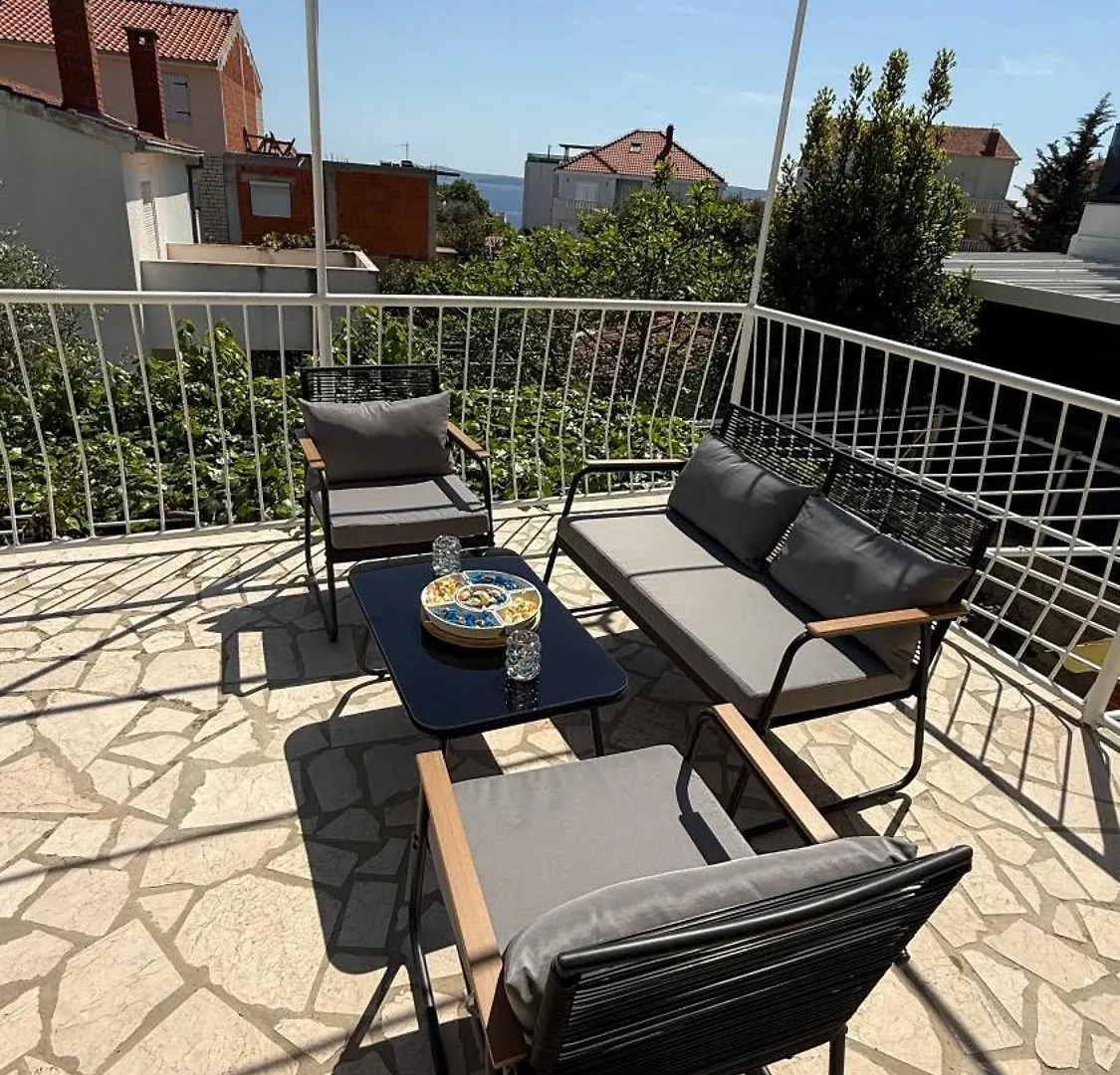 Apartments Petar - Parking And Seaview تروغير