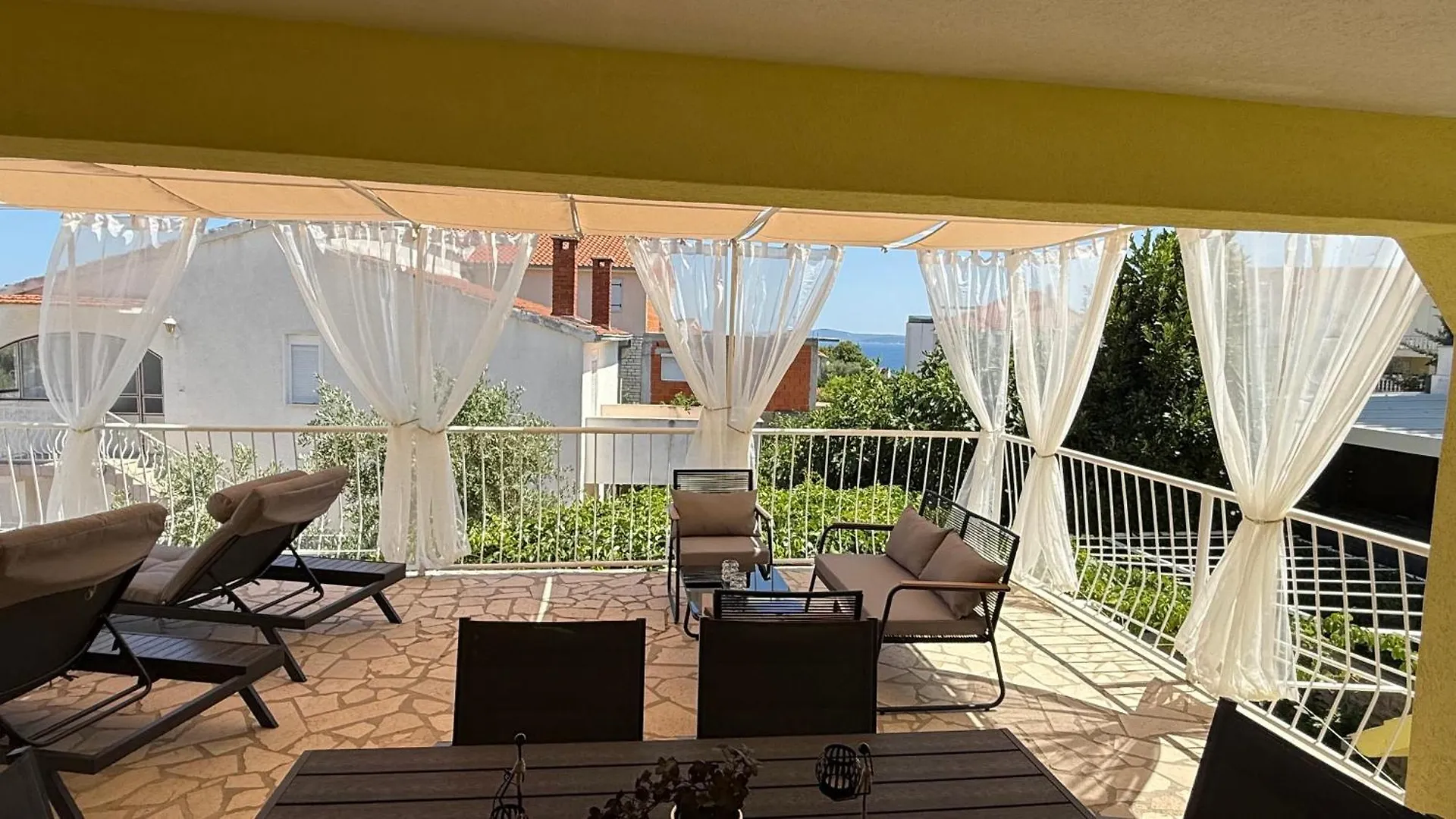 Apartments Petar - Parking And Seaview تروغير كرواتيا